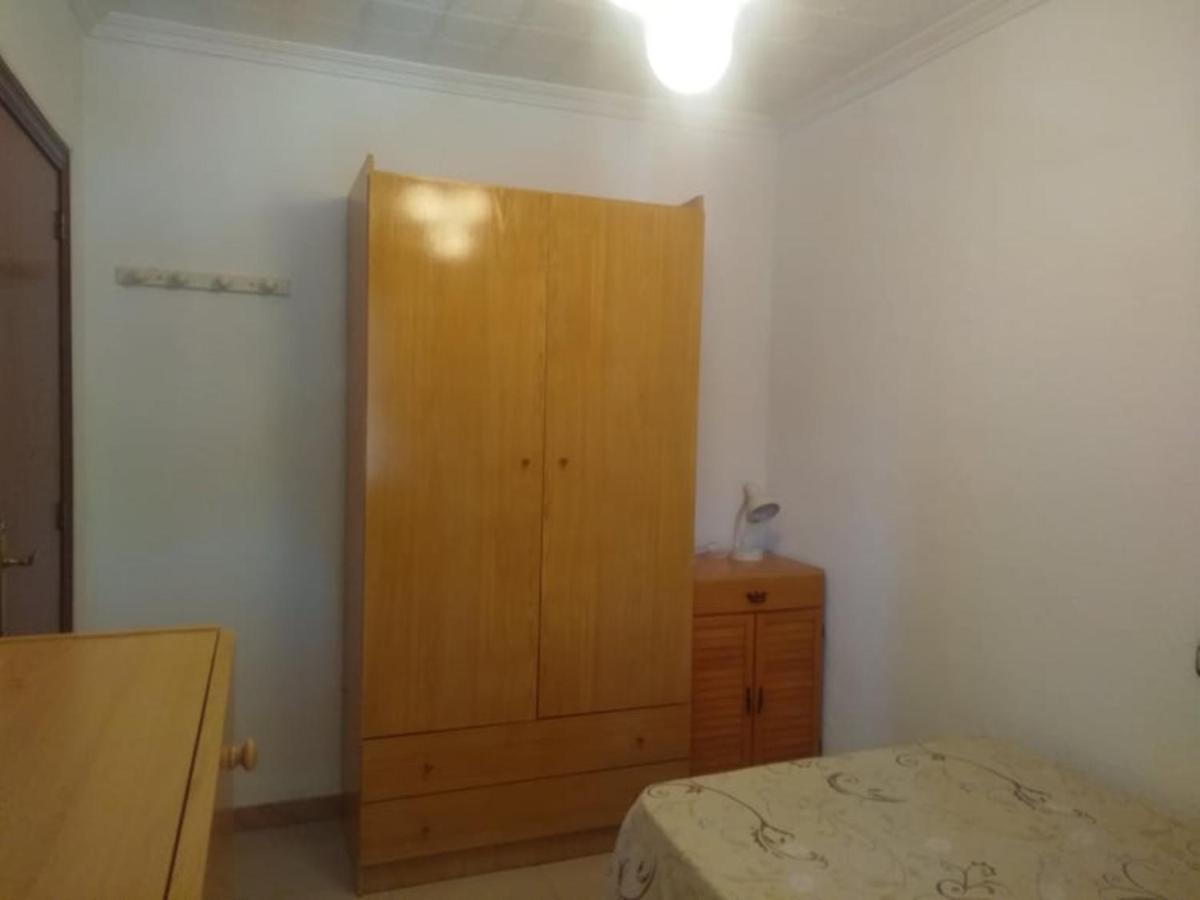 30-3- Бюджетная Комната В Квартире Для 2 Человека, Alicante Apartment Luaran gambar