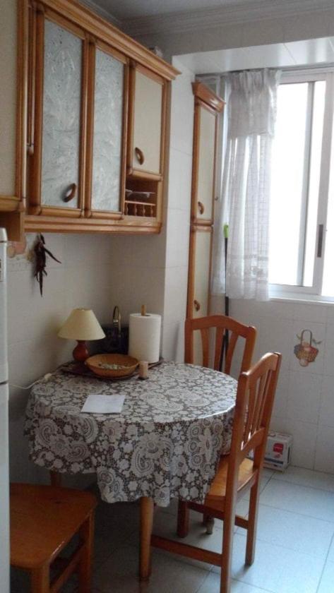 30-3- Бюджетная Комната В Квартире Для 2 Человека, Alicante Apartment Luaran gambar